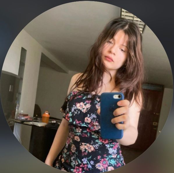 <em>LIZ GARCÍA R.</em>